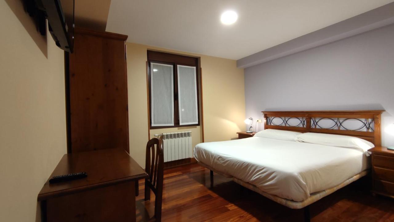 Ostatu Zegama Hotel Eksteriør billede
